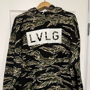 Live large fitness mens hoodie